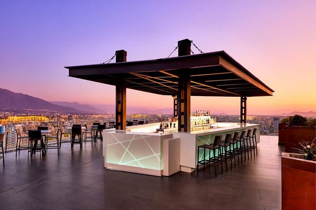 Luna Bar (AC Hotel)