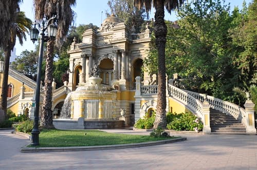 Cerro Santa Lucía: história e vistas no coração de Santiago